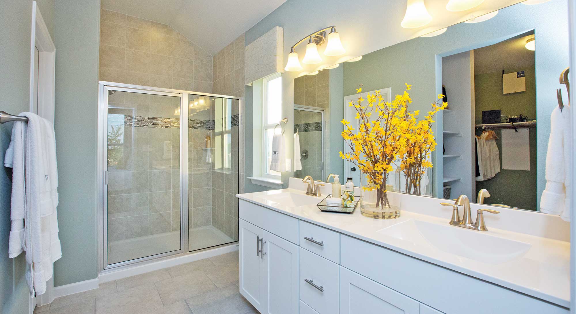 Owner's Bath in The Stratton