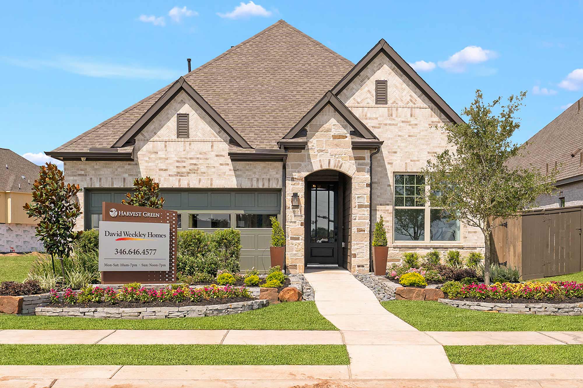 Now Selling New Homes in Harvest Green 45' Richmond, TX David Weekley
