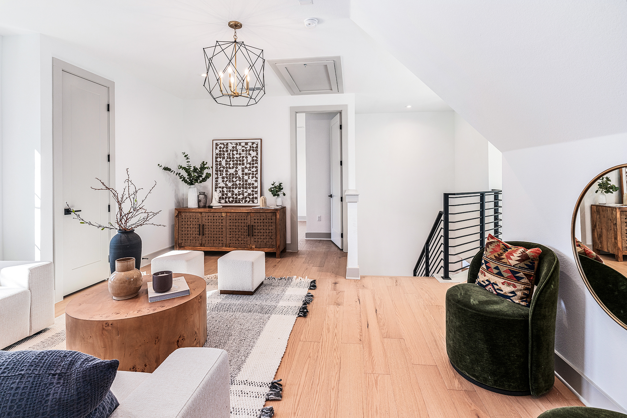 Now Selling New Homes in Central Living – Urban Quick Move-in