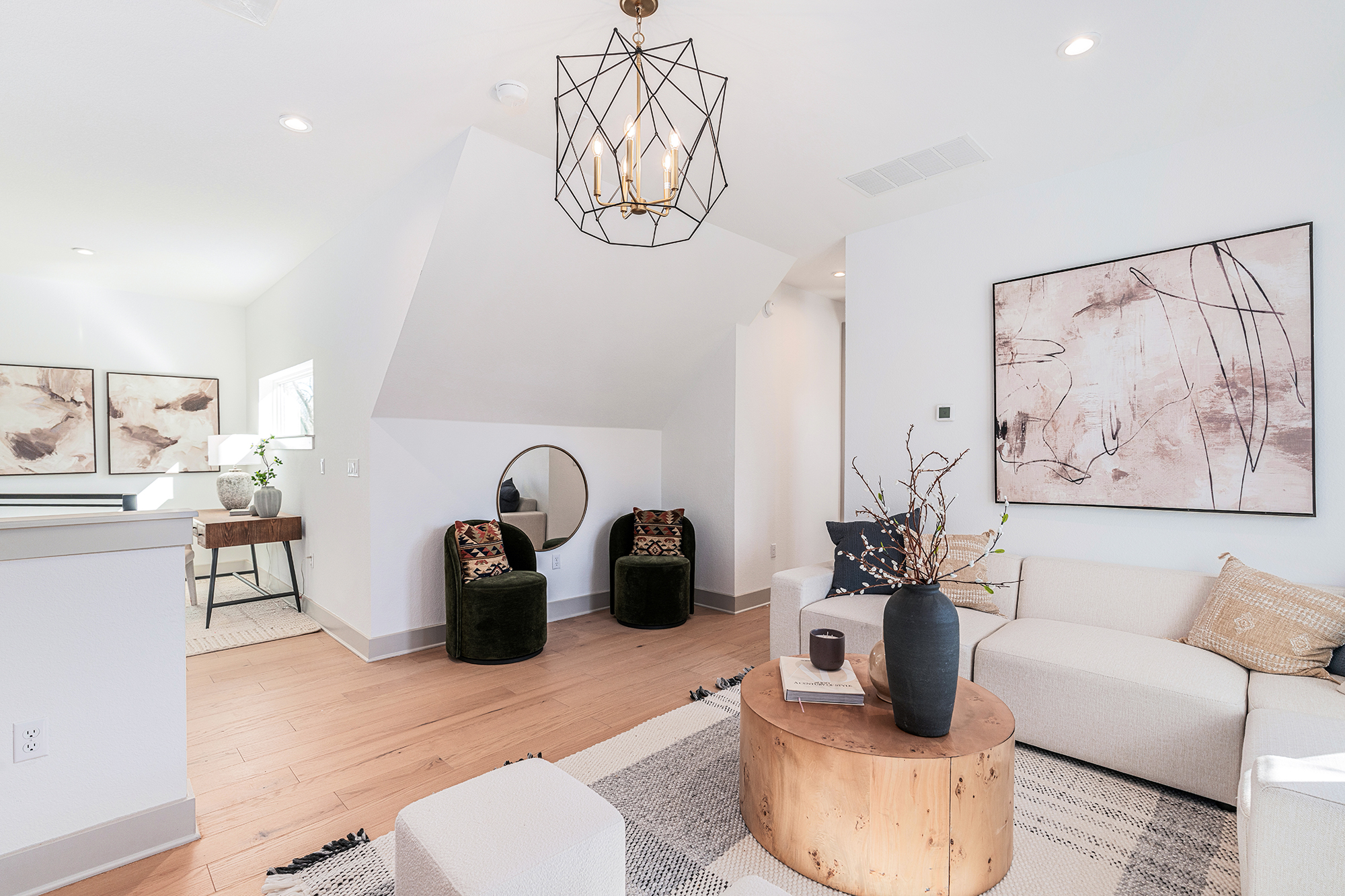 Now Selling New Homes in Central Living – Urban Quick Move-in