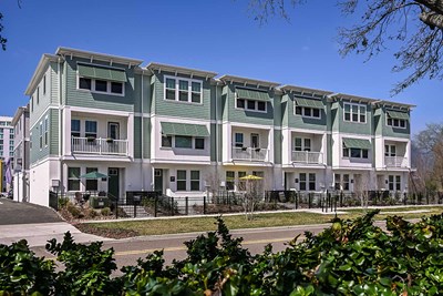 The Jana - Front Exterior