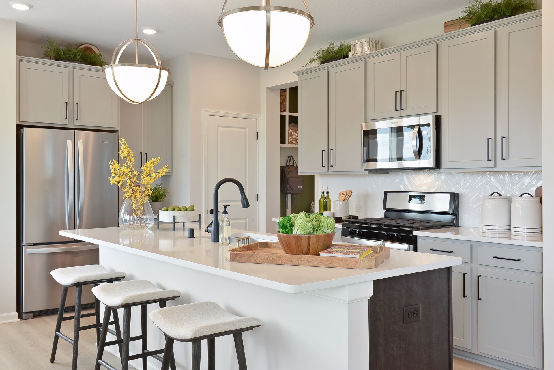 The Vermilion - Kitchen
