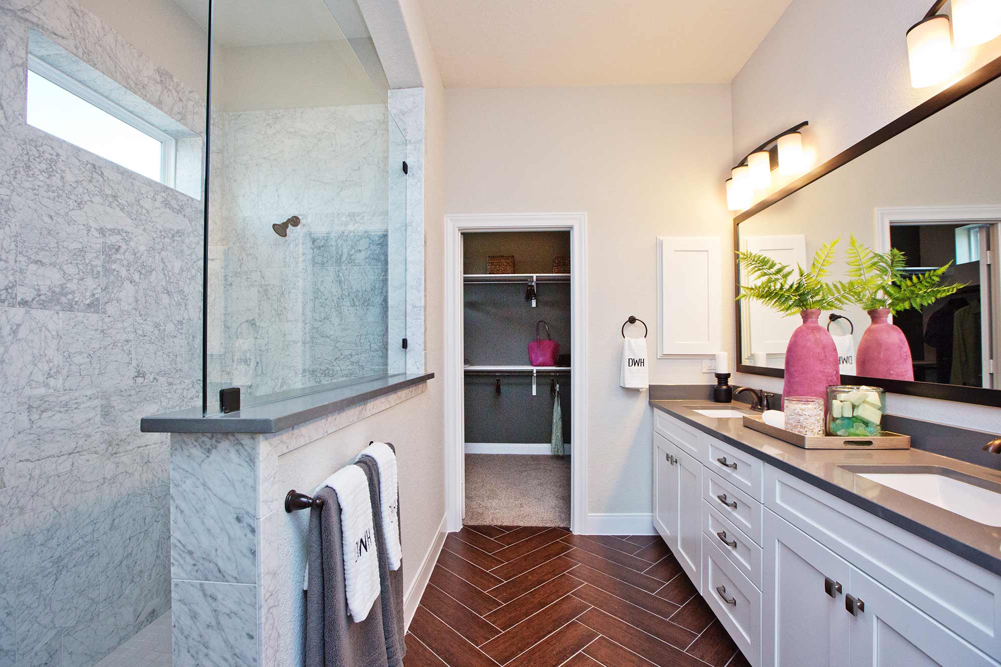 The Kingsview - Owner's Bath