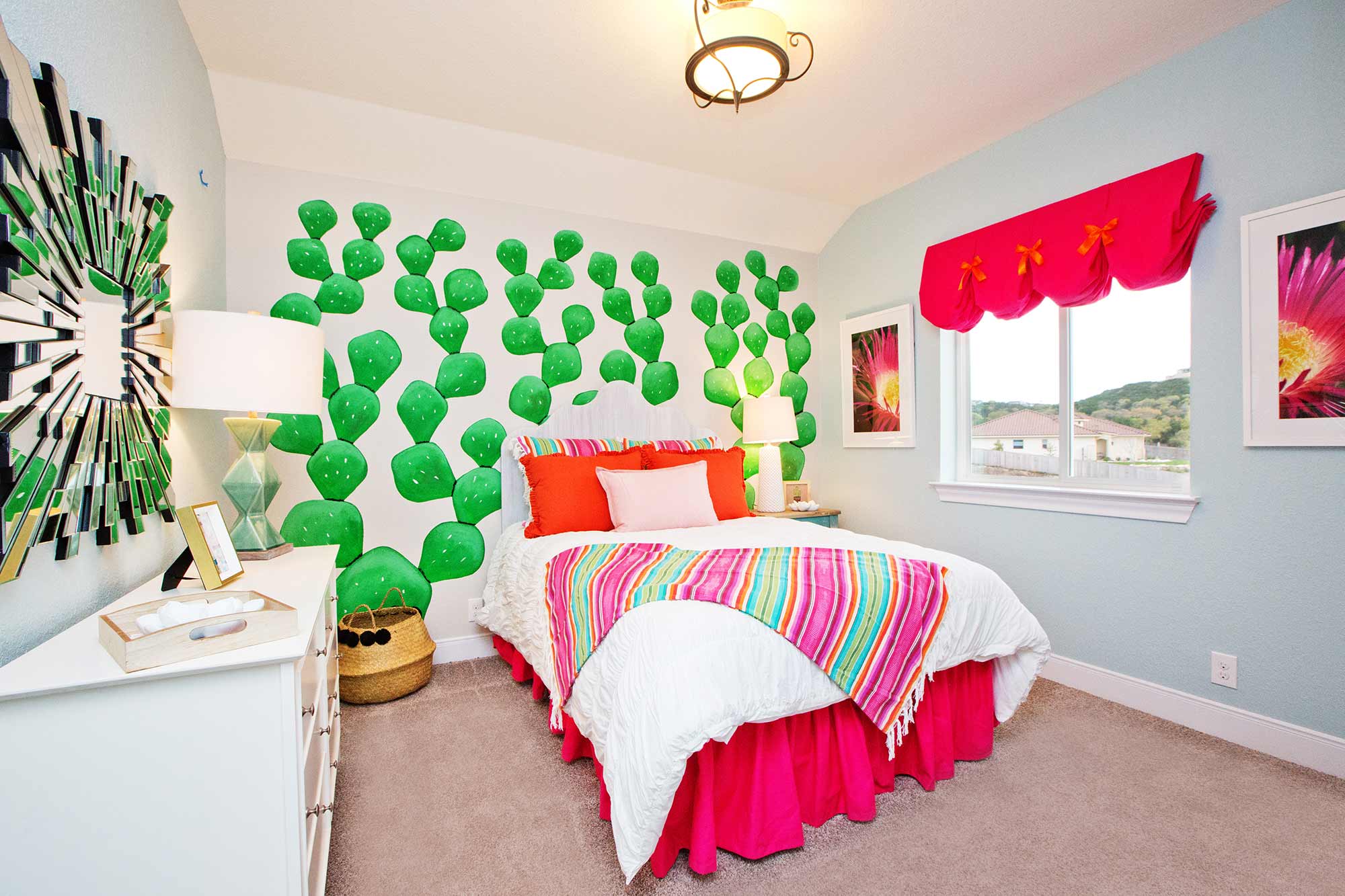 The Kingsview - Bedroom