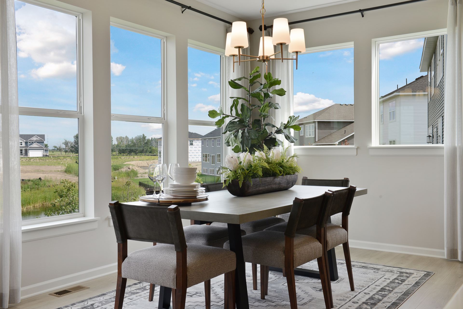 The Vermilion - Dining