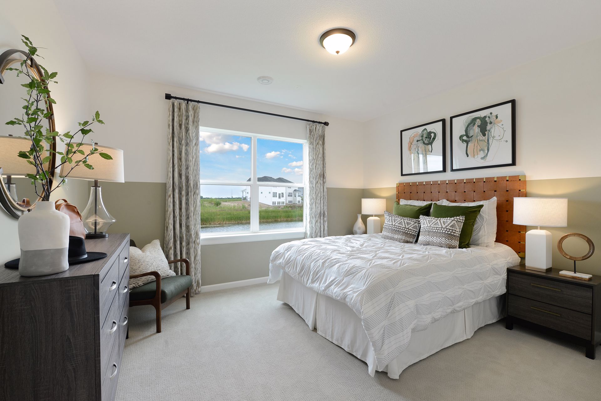 The Vermilion - Bedroom