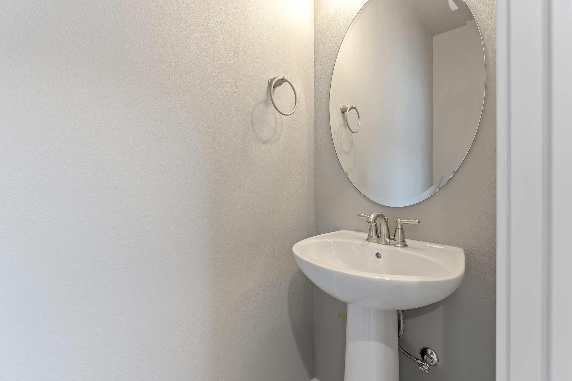 The Tilikum - Powder Room
