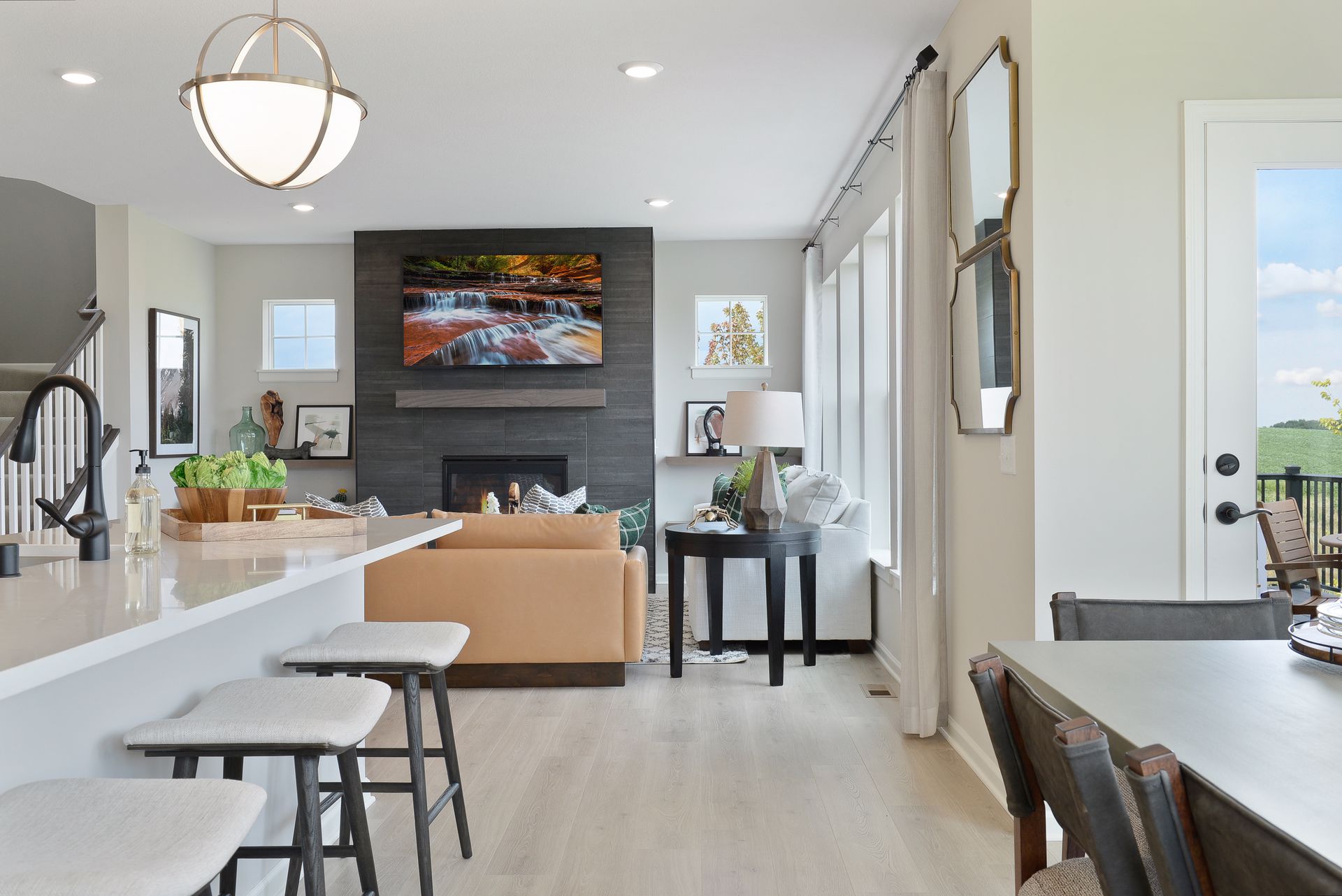 The Vermilion - Kitchen