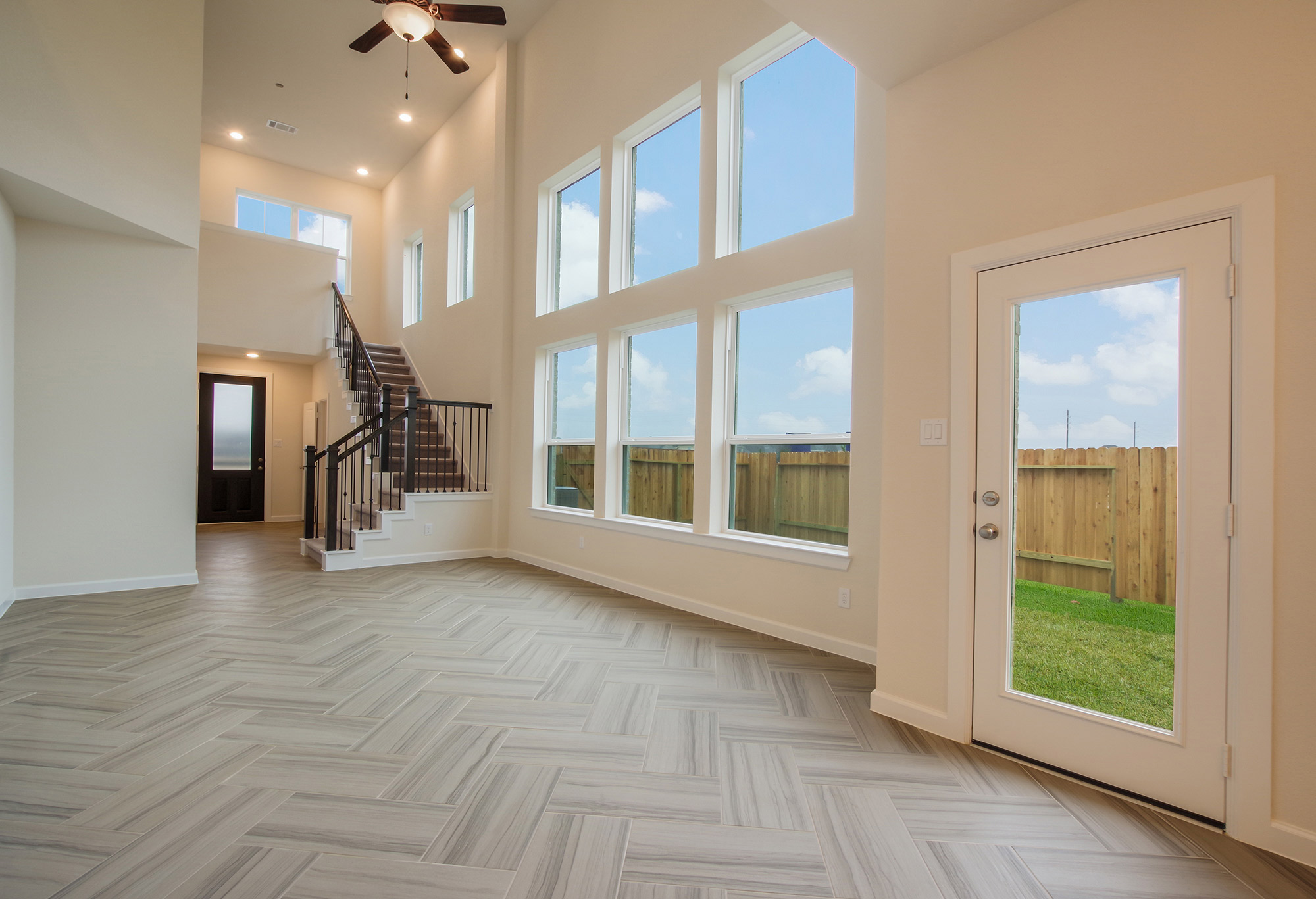 The Devon - Living Room